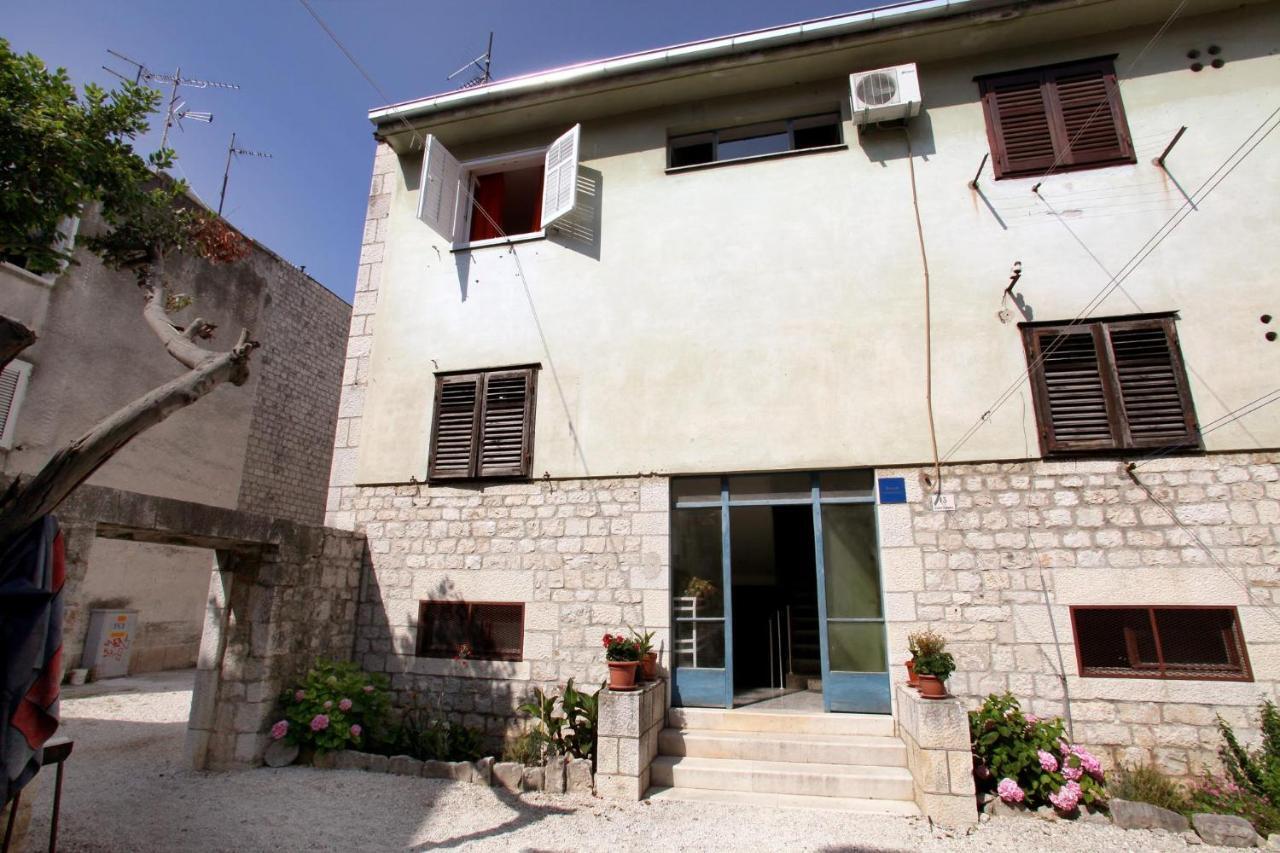 Apartment Ana Trogir Exterior photo